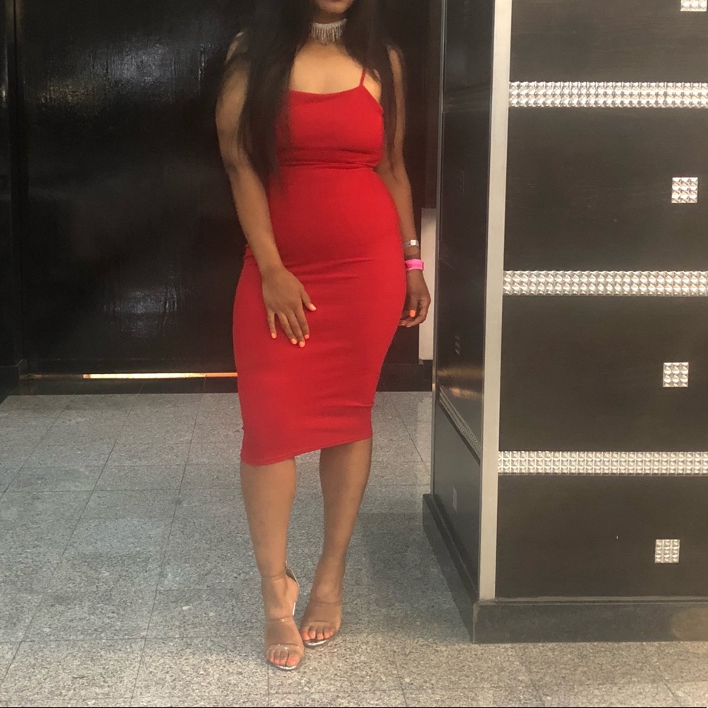 Pretty Little Thing Red Dress